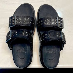 Myles Brando Leather Buckle Slide